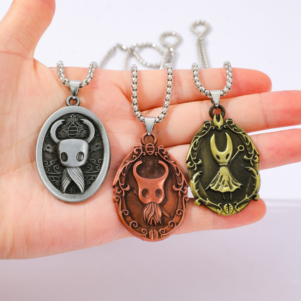Game amulet pendant necklace,  - đánh giá và giá Vintage Fashion Game