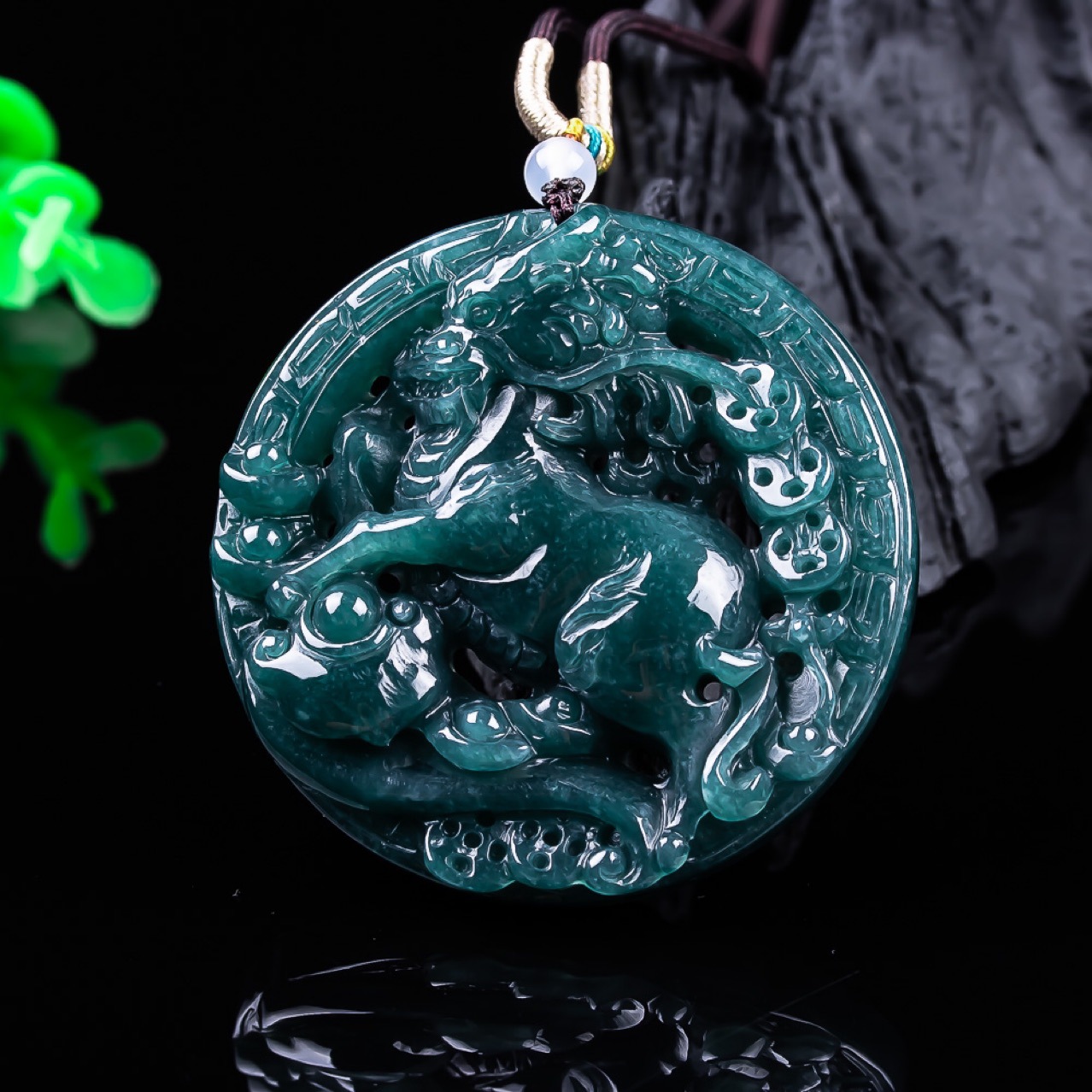 Burmese Jadeite Dragon Pendant - đánh giá và giá Vintage Fashion Necklace